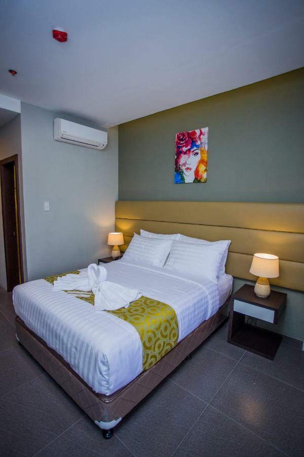 Hotel Costa Brava Tacloban Eksteriør bilde