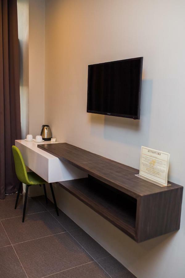 Hotel Costa Brava Tacloban Eksteriør bilde