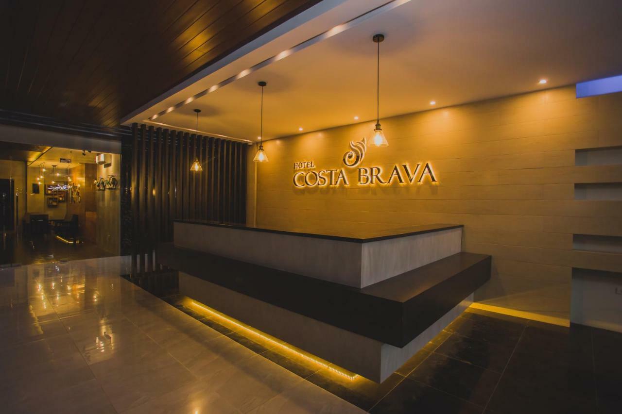 Hotel Costa Brava Tacloban Eksteriør bilde